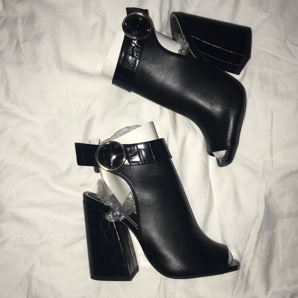 Lulu’s Black Peep-Toe Booties
